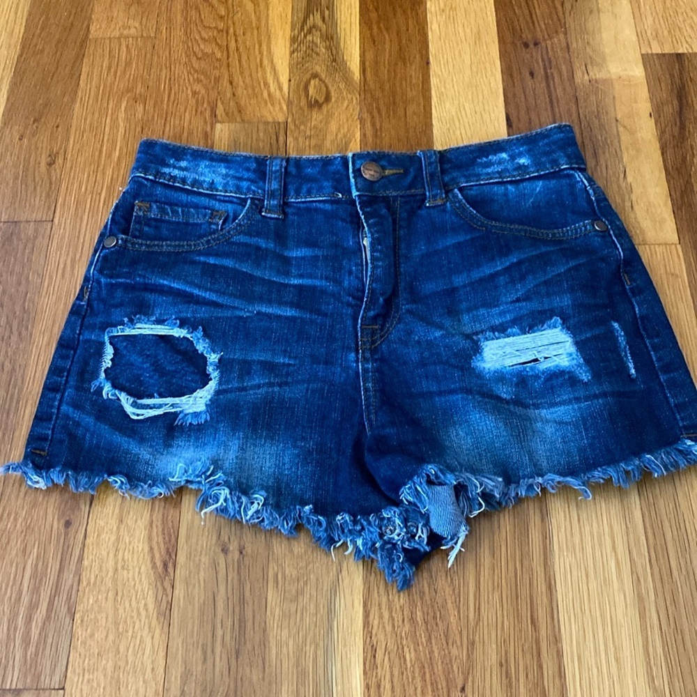 Sneak Peek Women’s Blue Ripped Denim Shorts Size S